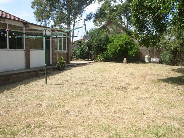 CLOSE TO ALL Picture CLOSE TO ALL Picture