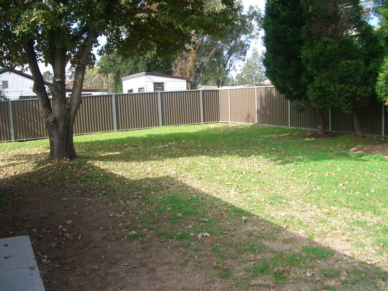 MORE THEN MEETS THE EYE! Picture MORE THEN MEETS THE EYE! Picture