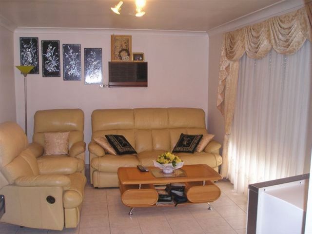 SEPERATE IN-LAW OR TEENAGE RETREAT Picture SEPERATE IN-LAW OR TEENAGE RETREAT Picture