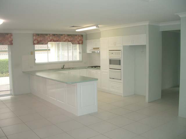 WHERE THE HEART IS Picture