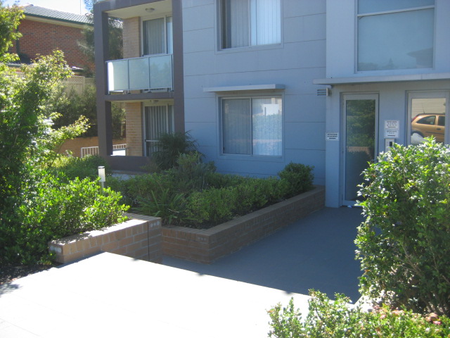 ENTERTAINERS DELIGHT! 10x5m PRIVATE COURTYARD Picture