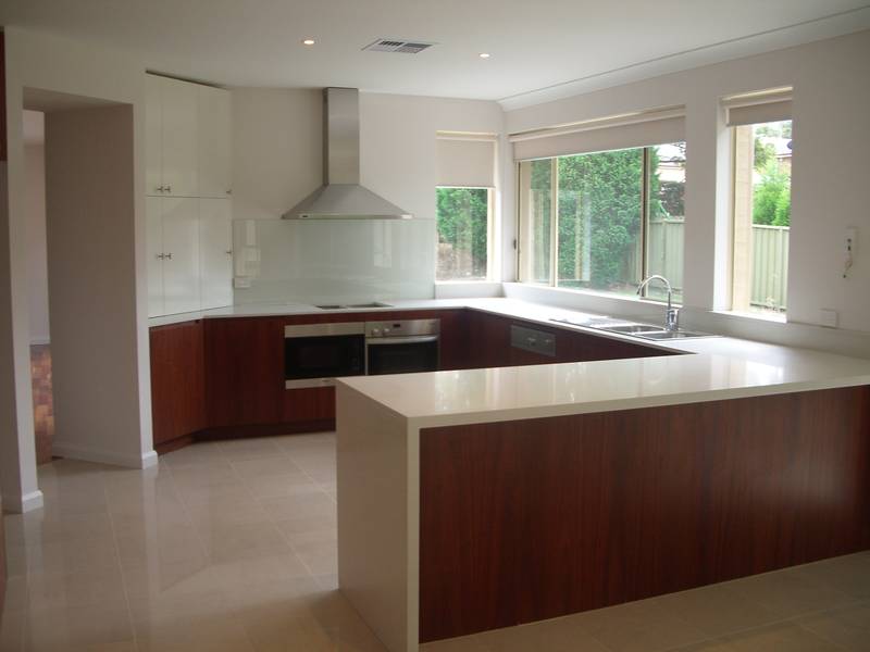 EXECUTIVE QUALITY Picture EXECUTIVE QUALITY Picture