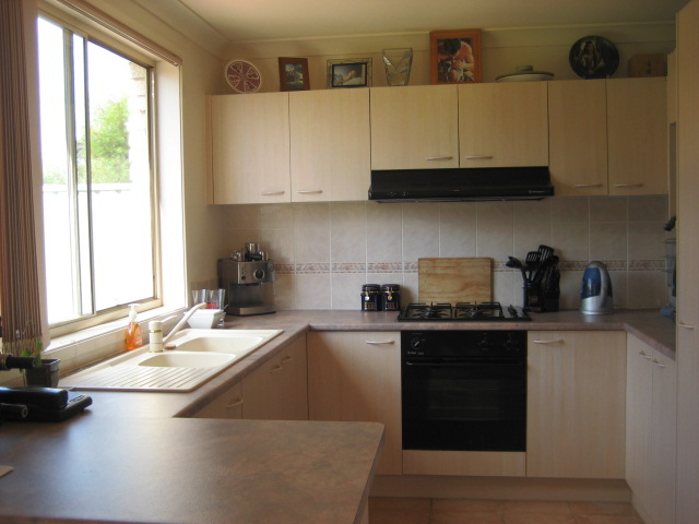 UNINTERRUPTIBLE VIEWS & SIDE ACCESS FOR A TRAILER OR BOAT Picture