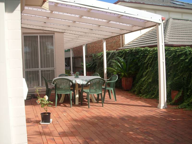 CONVENIENT FOUR PLUS STUDY Picture