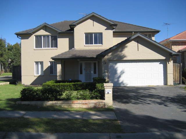 ENTERTAINERS DREAM + POOL IN DUNCRAIG ESTATE Picture 1