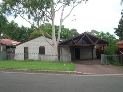 FRESHLY PAINTED! Picture