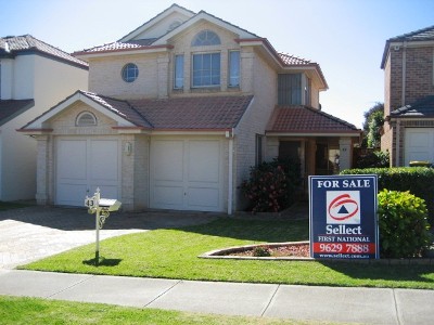 Sensational home in quiet setting Picture