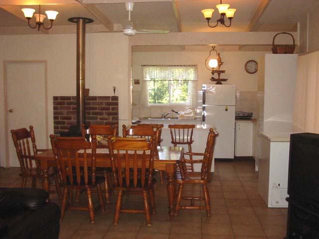 TRANQUILITY WITH ROOM TO MOVE! Picture 3