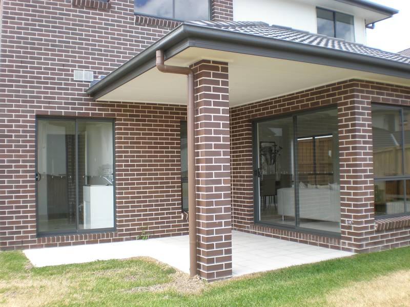 NEW - POOL MAINTENANCE INCLUDED!!!! Picture 2