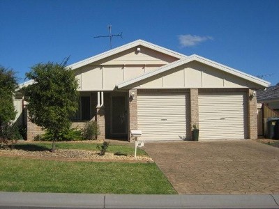 PERFECT FIRST HOME! Picture