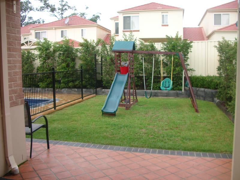 CENTRAL LOCATION + INGROUND POOL! ...open for inspection saturday 22nd jan. 1pm - 2pm. Picture 3