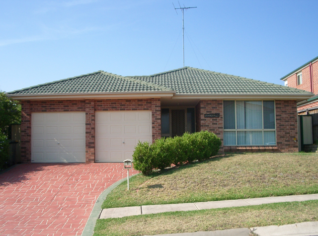 COSY SINGLE LEVEL Picture 1