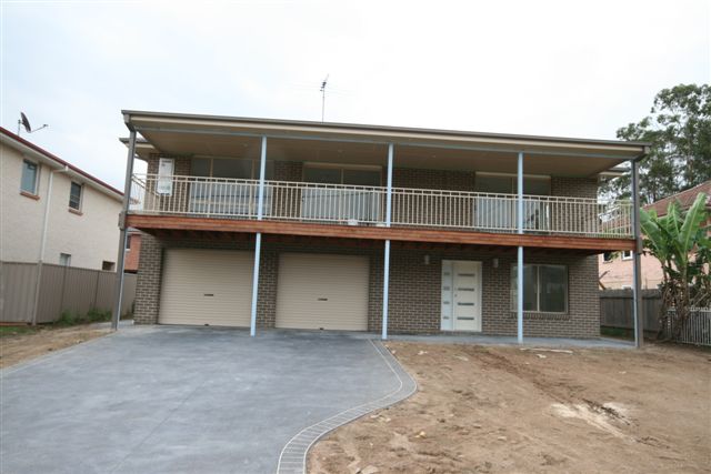 ROOM TO MOVE! Picture 1