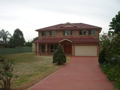 LARGE HOME - LARGE BLOCK Picture