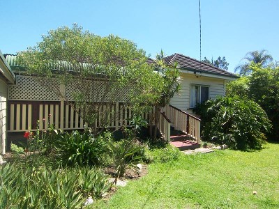 LOOKING TO SELL? WE HAVE BUYERS WAITING! Picture