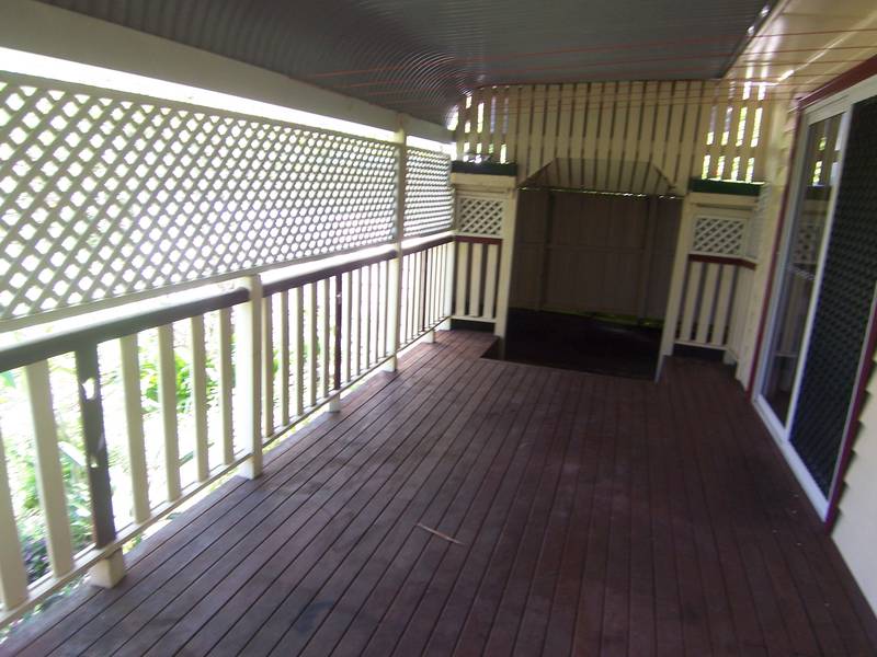 LOOKING TO SELL? WE HAVE BUYERS WAITING! Picture 2