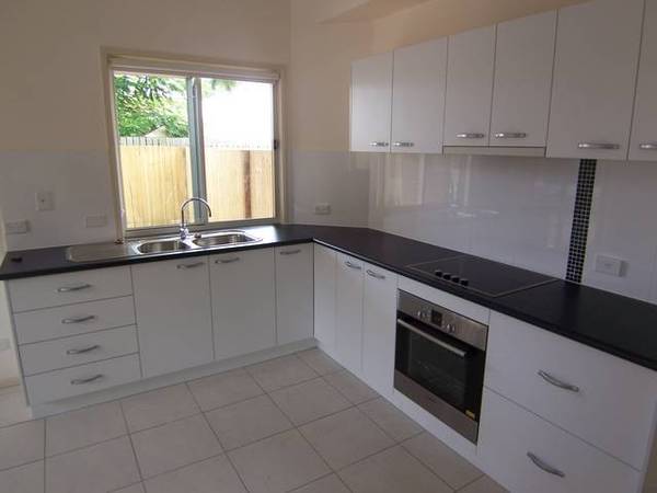 Modern Townhouse Picture Modern Townhouse Picture