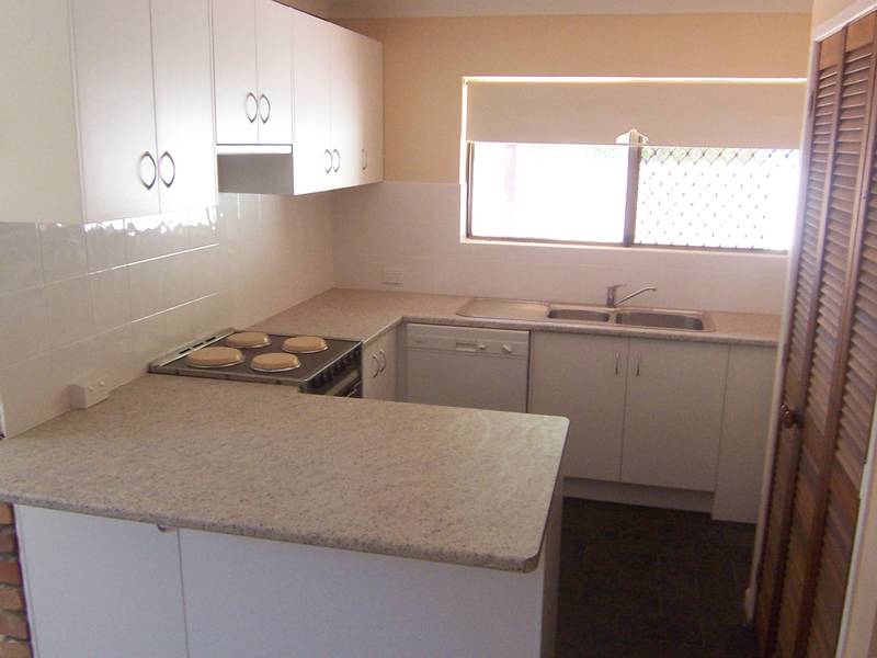 First Week Rent Free! Picture 2