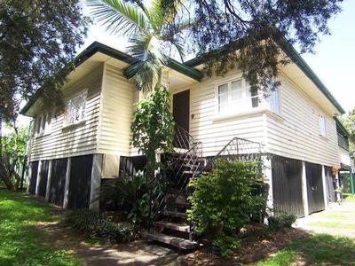 All Decked Out - Fully Furnished Home Picture All Decked Out - Fully Furnished Home Picture