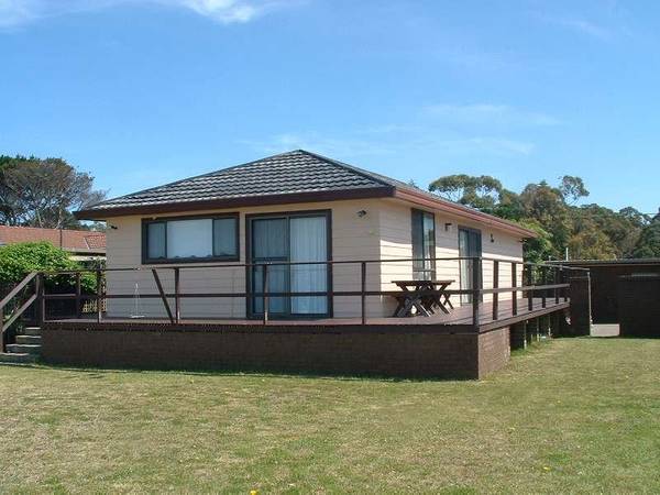 Absolute Waterfront Picture 3