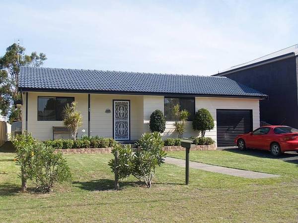 GREAT HOLIDAY INVESTMENT Picture 1