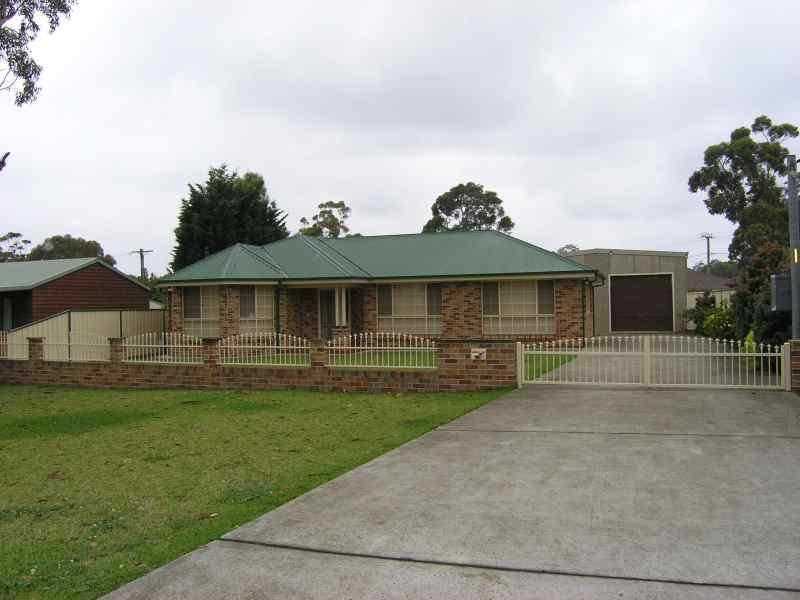 The Entertainer Picture 2