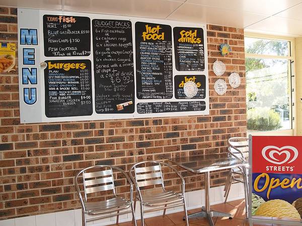 BY THE BEACH CAFE Picture 1