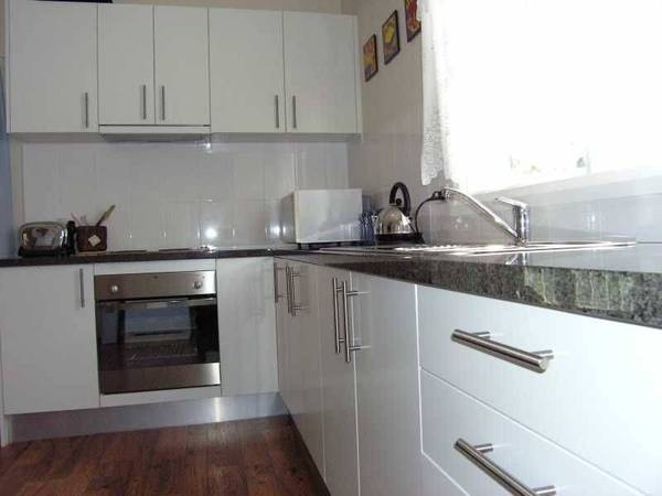 Five Bedroom Home Picture 3