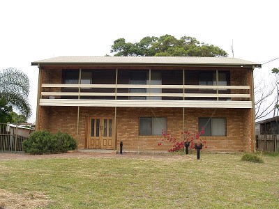 Large Full Brick Home Picture