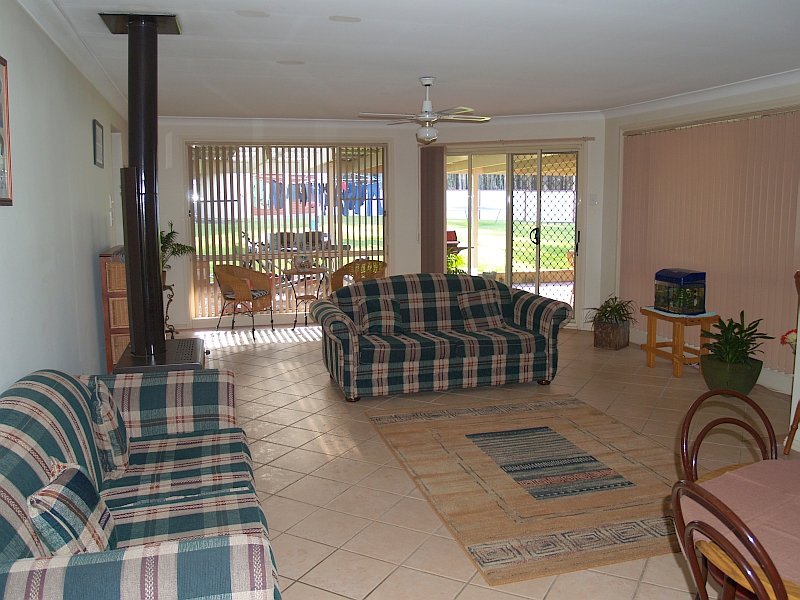 Lots and Lots of Room Picture 2