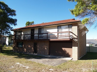 Great Beach House - So close to the beach Picture Great Beach House - So close to the beach Picture