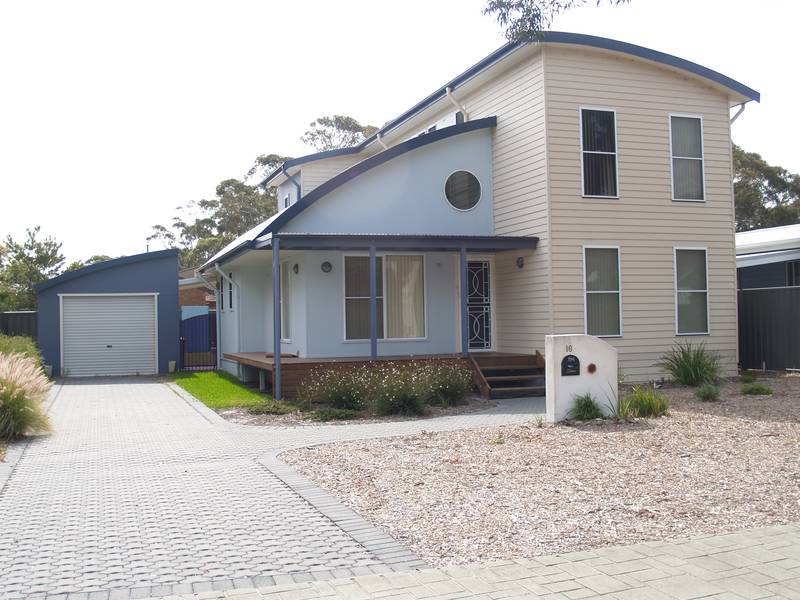 Luxury away from Home Picture 1