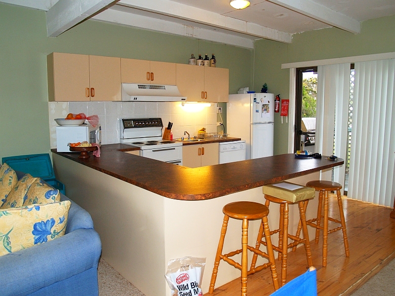 Large Two Storey Family Home Picture 3