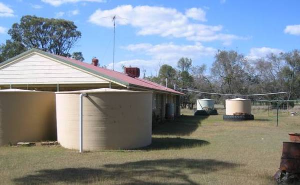 Quiet Country Charm Picture 3