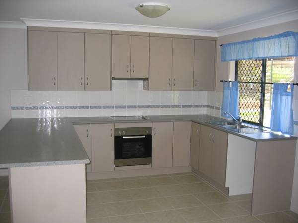 Modern Townhouse Picture 2