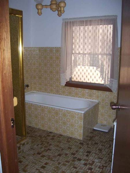 PRICE REDUCED!!
POSSIBLY BLACKTOWN'S BEST LOCATION, SHORT WALK TO CLUBS, HOSPITAL, TAFE COLLEGE, RAILWAY STATION AND SH Picture 3