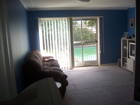 QUIET CUL DE SAC STREET, LARGE TV FAMILY ROOM, INGROUND POOL Picture 3