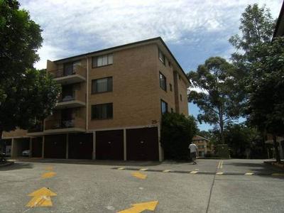 2 BEDROOMS, POPULAR LOCATION Picture 2 BEDROOMS, POPULAR LOCATION Picture