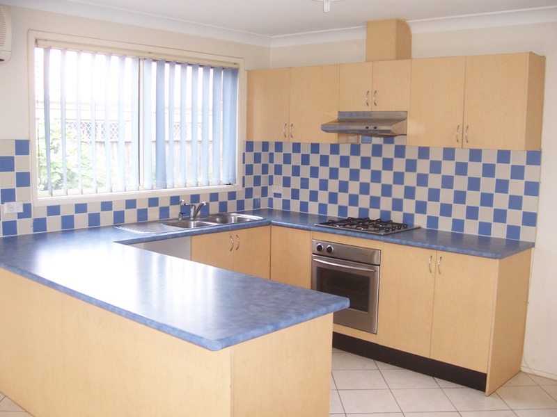 AUCTION SATURDAY 18TH APRIL 2009 ON SITE 12:30PM Picture 3