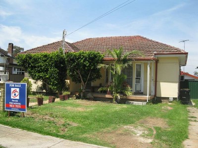 OPEN FOR INSPECTION SATURDAY 30TH
JANUARY 3.00 - 3.30PM Picture