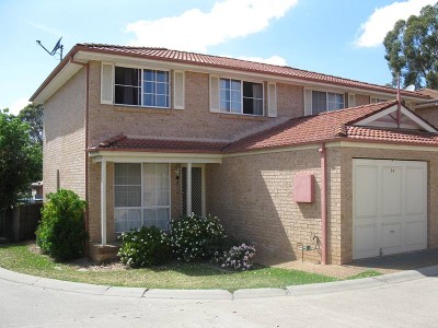 SOUTH BLACKTOWN, MODERN TWO STOREY TOWNHOUSE, WALK TO SCHOOLS, CHILD CARE, SHOPS, BUS AT DOOR Picture