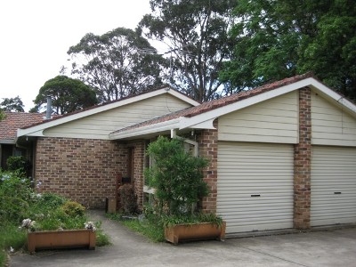 MODERN FOUR BEDROOM HOME, CLOSE TO EVERYTHING Picture