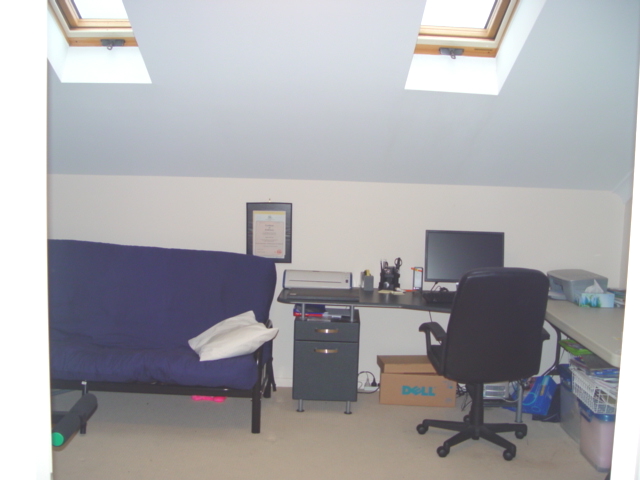 LUXURIOUS LIVING! Picture 3