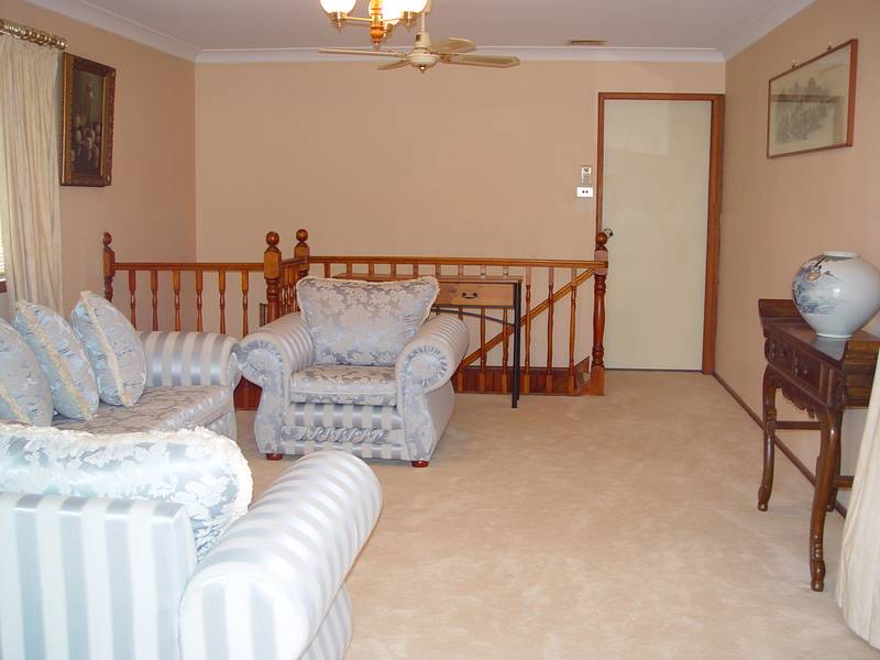 UNDER CONTRACT!! Picture 3