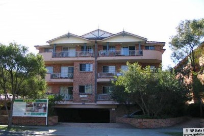 Close to All Amenities Picture