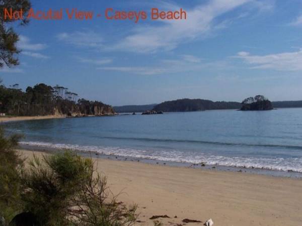 Caseys Beach - Ref 3034 Picture 1