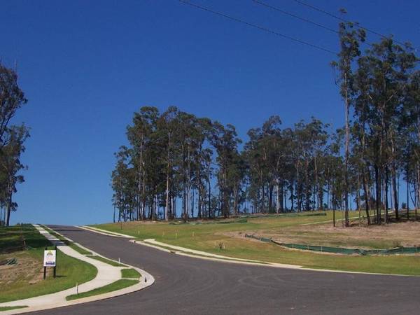 SUNSHINE BAY ESTATE STAGE 10 Picture 3