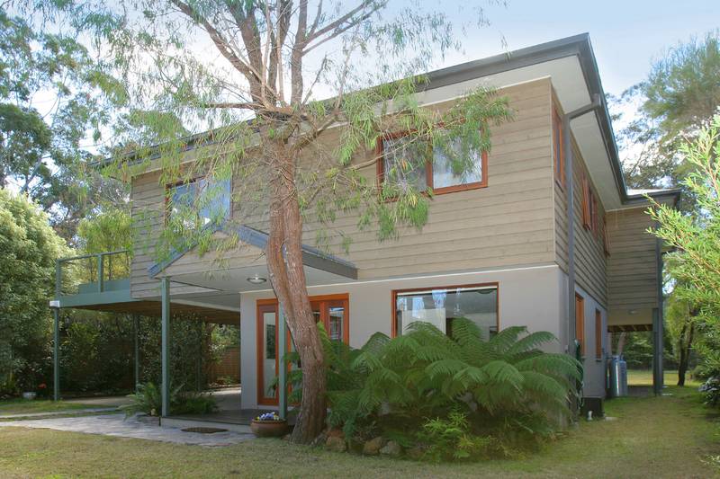 HOLIDAY IN STYLE - LUXURIOUS PET FRIENDLY ACCOMMODATION Picture 2