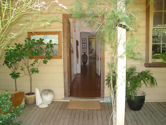 CLASSIC COUNTRY NELLIGEN Picture