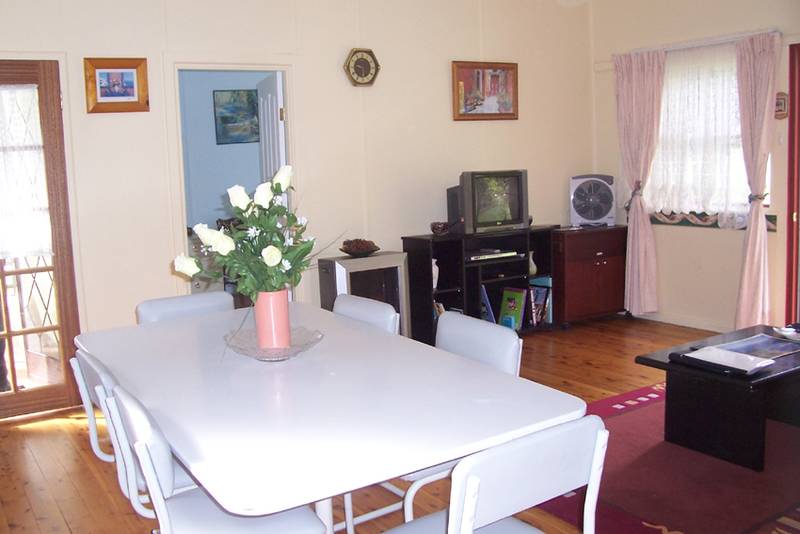 Lowest Priced Charming House in Malua Bay Picture 3